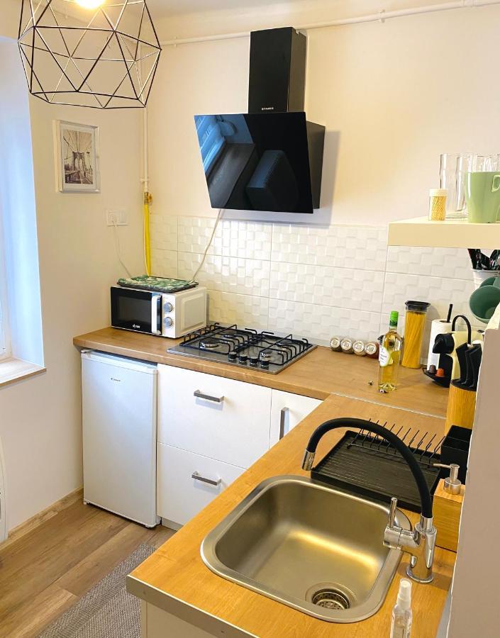 Central Home Apartment In The City Center Eger Luaran gambar